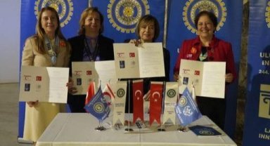 Kadına şiddete “resim” ile hayır dediler