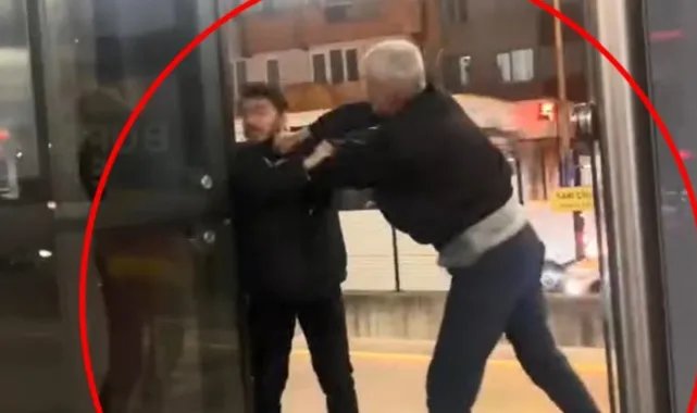 Kendisine omuz attığını iddia ettiği kişiyi darbetti