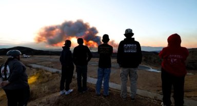 Los Angeles'ta yeni yangın: Alevler 9 bin 400 dönümlük alana yayıldı