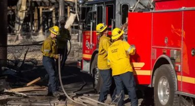Los Angeles'taki orman yangınları için 'Santa Ana' uyarısı
