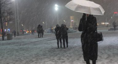 AKOM uyardı: "Çarşamba gününe dikkat, İstanbul’da kuvvetli kar yağışı geçişleri bekleniyor"