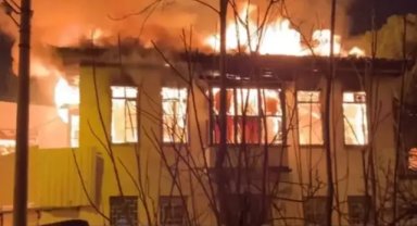 Antalya'da 150 yıllık tescilli bina yandı