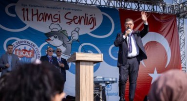 Başkan Tugay Hamsi Şenliği’ne katıldı
