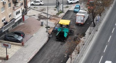 Bayraklı'da asfalt çalışmaları sürüyor