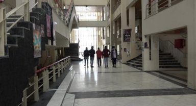 En az 200 öğrenciyi tutuklattıran Esad ajanı profesör Nahla Esa tutuklandı