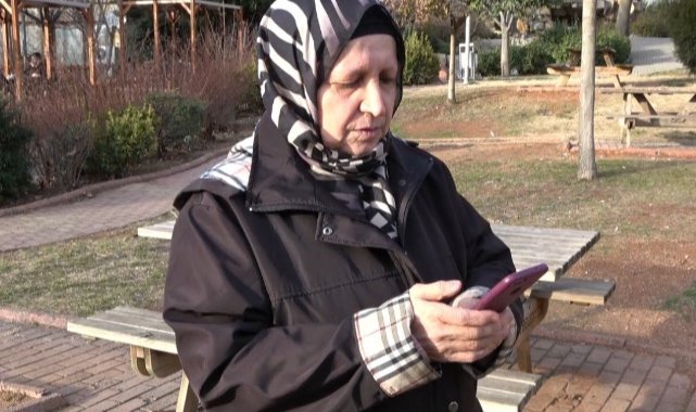 Enkazda kalan babasını iki yıldır arıyor