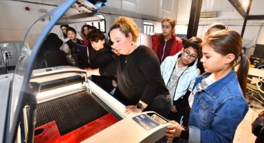 Geleceğin girişimcileri, fikirlerinin temellerini FabrikaLab İzmir’de attı