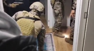 İzmir'de suç örgütüne operasyon: 23 gözaltı