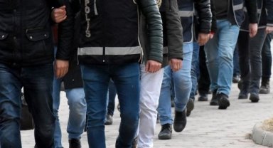 İzmir merkezli 5 ilde FETÖ operasyonu: 7 gözaltı