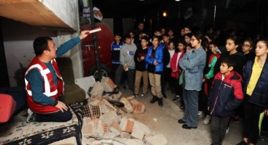 Karşıyaka Belediyesi’nden 3 bin 220 kişiye afet eğitimi