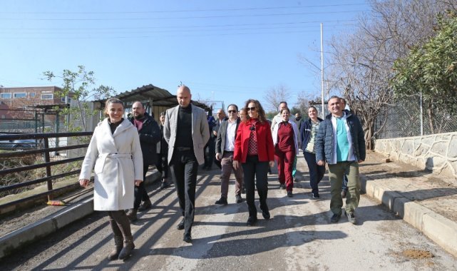 Karşıyaka’nın yeni hayvan barınağı için ilk kazma vuruldu