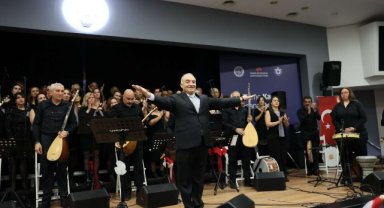 Korolar kulakların pasını sildi