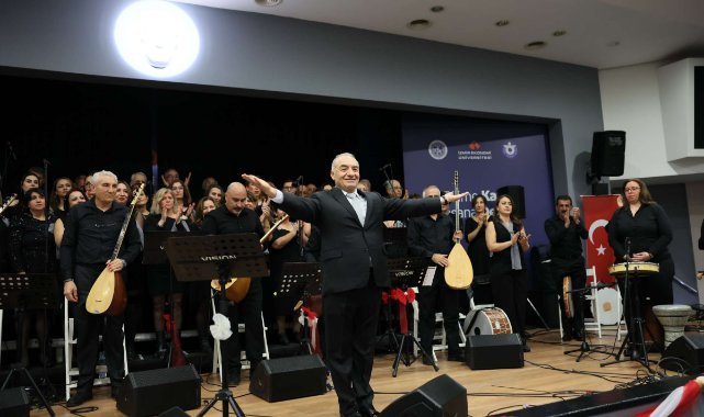 Korolar kulakların pasını sildi