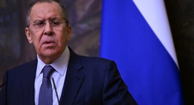 Lavrov: "ABD-Rus heyetleri yarın İstanbul'da görüşecek"