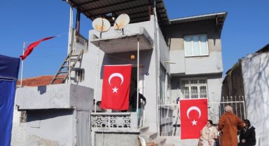 Şehit Osman Oktay’ın acı haberi baba ocağı İzmir’e ulaştı