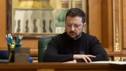 Zelenskiy: Rusya'nın Ukrayna'ya yönelik hava saldırıları devam ediyor