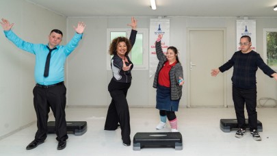 Aileleri İzmir Büyükşehir Belediyesi’ni “yuva” olarak görüyor