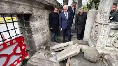 Vali Gül izinsiz gösterilerde zarar gören Şehzadebaşı Camii'nde inceleme yaptı
