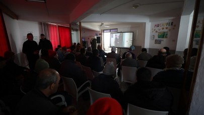 Menderes Belediyesi’nden Bakımevi Etkinliği