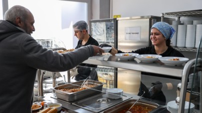 Buca Belediyesi Kent Lokantası vatandaşın kötü gün dostu oldu