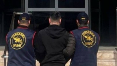 60 yılla aranan suç makinesi İzmir’de yakalandı