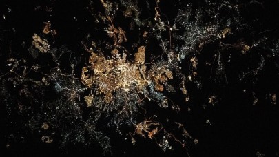 Uzaydan İstanbul'un son hali gece görüntülendi