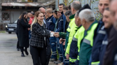 Başkan Mutlu belediye çalışanlarıyla bayramlaştı