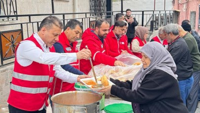 Konak Kızılay Başkanı Bingöl: Hedef 12 Ay Dayanışma