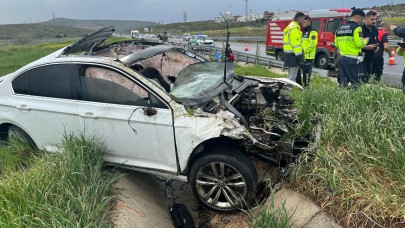 İzmir'de feci kaza: 1 ölü, 5 yaralı