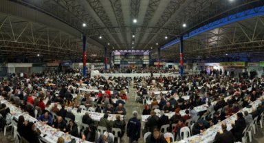 Balçova’da binlerce kişi iftar sofrasında buluştu