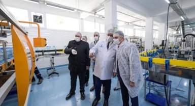 Başkan Tugay’dan Şaşal Su Fabrikası’na ziyaret: Şaşal Su artık daha fazla İzmirliye ulaşacak