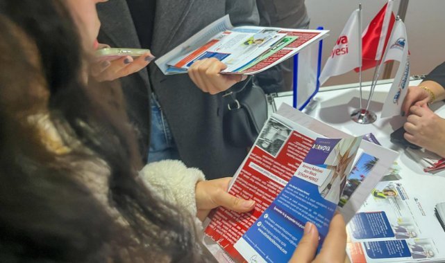 Bornova Belediyesi, EGEKAF 2025’te gençlerle buluştu: Altın Bilezik İstihdam Merkezi’ne büyük ilgi