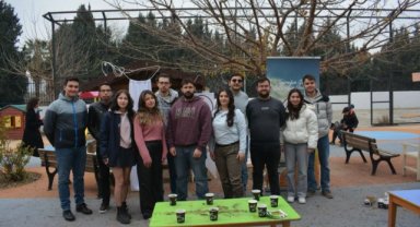 Egeli genç ziraatçılar, miniklere ata tohumlarının önemini anlattı