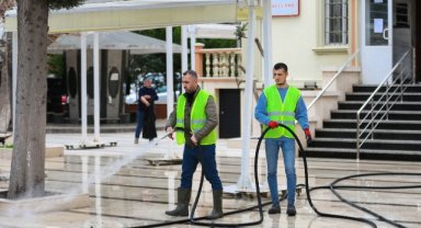 Narlıdere Belediyesi'nde Camilerde titiz temizlik çalışması