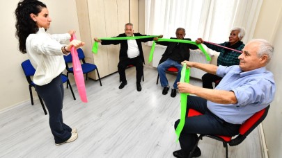 Güzelbahçe Sağlıklı Yaş Alma Merkezi kapılarını açtı