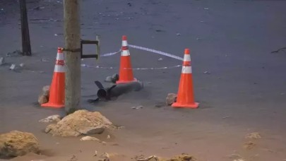 Hatay'da sahile roket vurdu