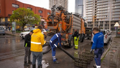İzmir’de yağmur alarmı