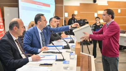 Bornova'da faaliyet raporu meclisten geçti