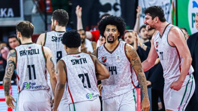 Potada İzmir derbisi