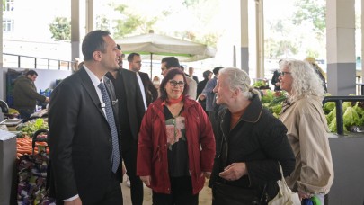 Bornova’da pazaryerleri daha konforlu hale getiriliyor