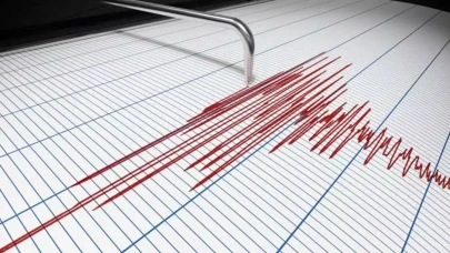 İzmir Körfezi'nde 4 büyüklüğünde deprem