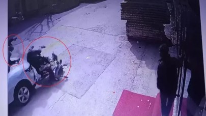 Otomobilin çarptığı motosikletli yaralandı, arkasındaki yolcu kaçtı