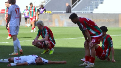 Karşıyaka’ya 10 futbolcudan ihtar