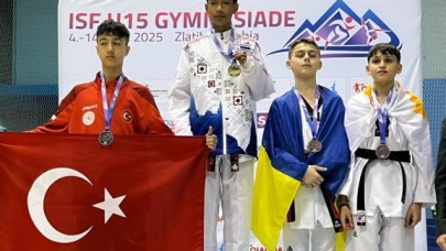 İzmir'li Öğrenciden Dünya İkinciliği Gururu