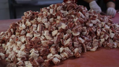 Mühürsüz satılan ve kesilen etlere dikkat