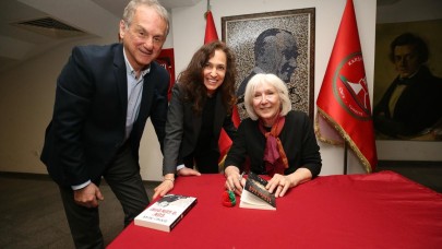 Attila İlhan Karşıyaka’da Banu Avar söyleşisi ile anıldı