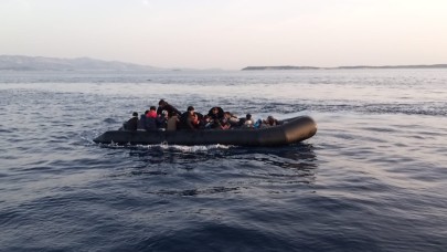 İzmir açıklarında 41 düzensiz göçmen yakalandı