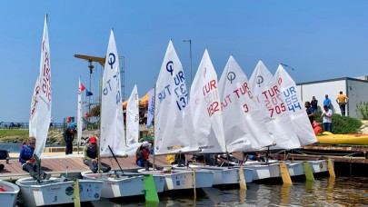 İzmir Büyükşehir Belediyesi çocukları Su Sporları Şenliği’nde buluşturdu