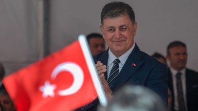 Tugay: İzmirlileri, 23 Nisan 1920’nin aydınlığıyla selamlıyorum