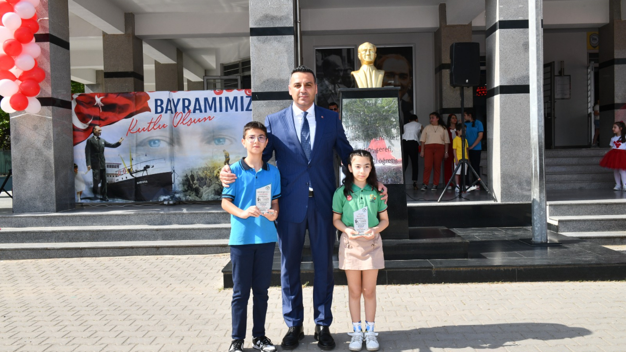 Başkan Yıldız, 23 Nisan Coşkusunu Miniklerle Paylaştı